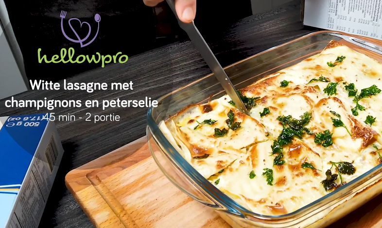 Witte lasagne met champignons en peterselie